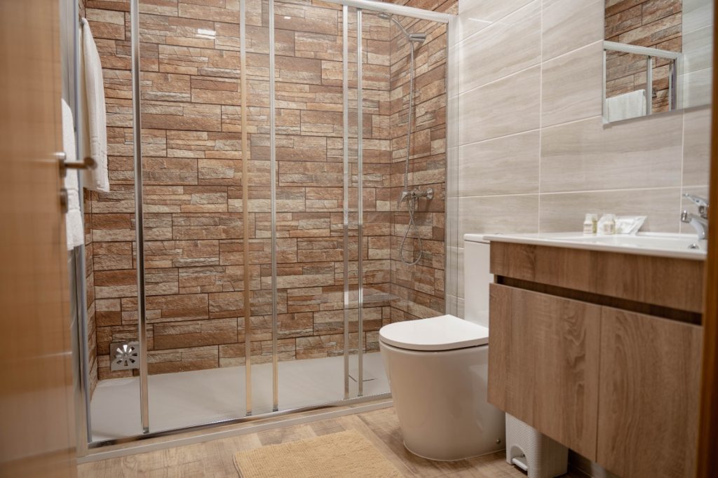 https://socalcosdodourohouse.pt/wp-content/uploads/2024/06/patio2-1024x682.jpg
